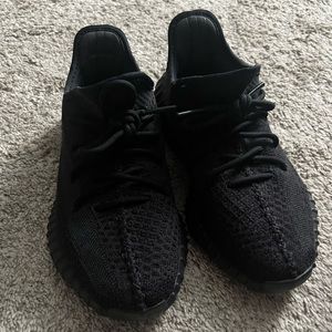 Yeezy Boost 350 V2 Onyx